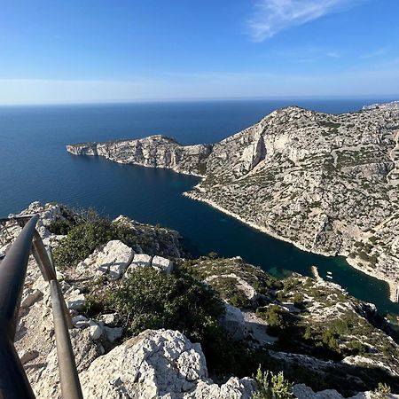 Vue Mer Le Panoramique Vieux-Port De マルセイユ エクステリア 写真