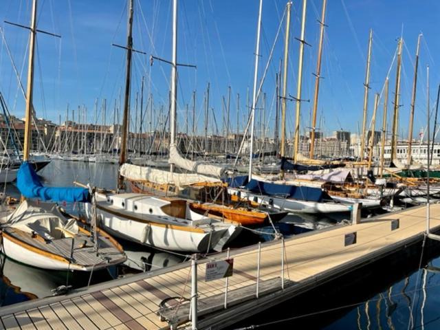 Vue Mer Le Panoramique Vieux-Port De マルセイユ エクステリア 写真
