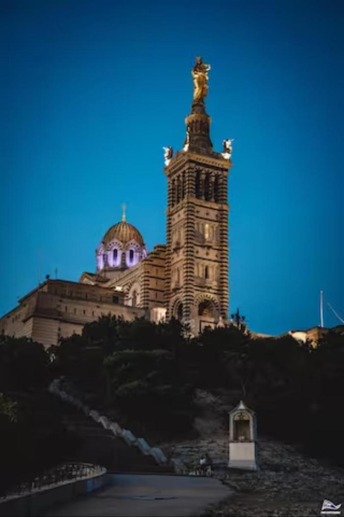 Vue Mer Le Panoramique Vieux-Port De マルセイユ エクステリア 写真